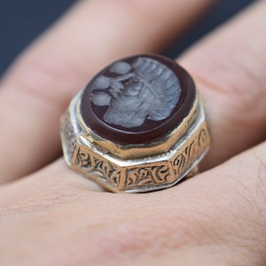 Antique Arabic Ring With Old Bead , Iraq Ring Vintage