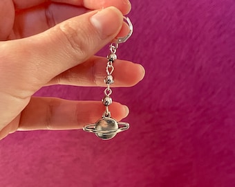 Mashle: Magic and Muscles Lance Crown Earring silver Saturn