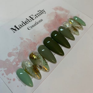 Press on nails, spring nails, green nails, flowers nails,stick on nails,set of 20 available, made in Uk