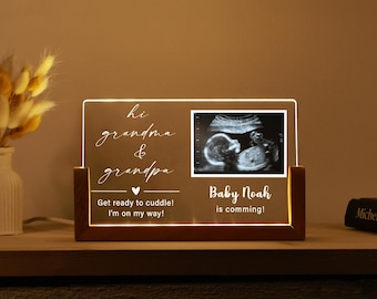 Family Pregnancy Announcement Gift, Grandma & Grandpa Photo Ultrasound Frame, Baby Announcement Reveal Idea Grandparents,New dad to be gift