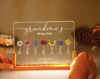 Personalized Mom/Grandma's Garden Birth Month Flowers Night Light, Mom Birthday, Grandma Night Light With Grandkids Name, Gift For Grandma