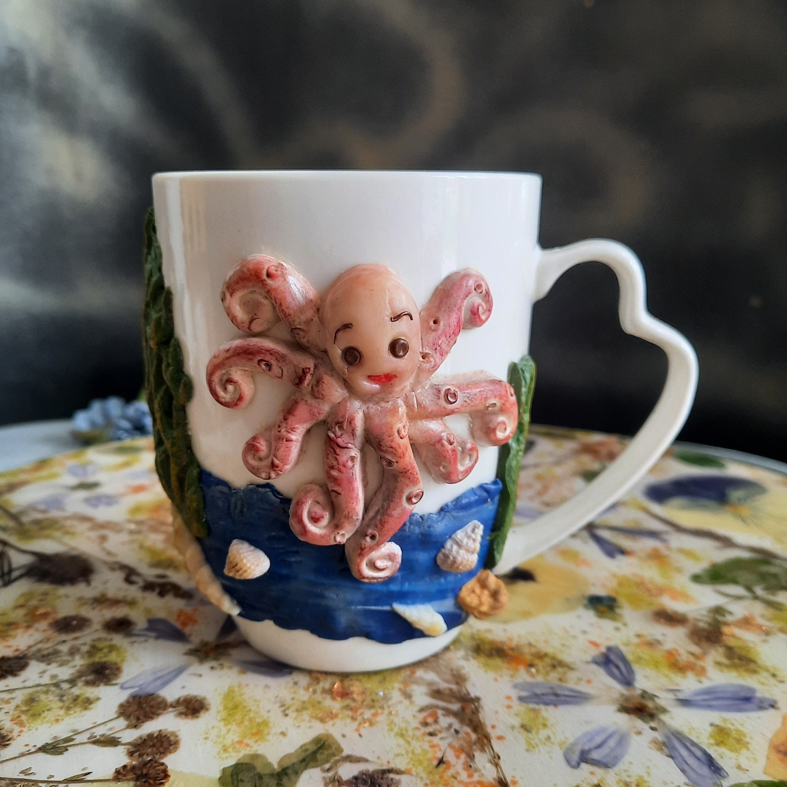 Japanese ZOJIRUSHI Elephant Thermos Teapot & Porcelain Tea Cups NOS Blue  Floral 'octopus' Scroll Patterned Tabletop/travel/picnic Tea Set 