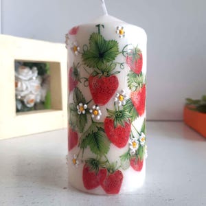Hand decorated strawberry candle, perfect gift for strawberry lovers, grandma, mom, or special woman, strawberry candle for home decor