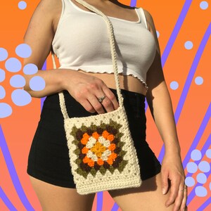 Neutral Crochet Purse, Handmade Crochet Crossbody Bag, Mini Crochet Purse, 70s Crochet Bag, Crochet Granny Square Bag, Boho Crochet Bag