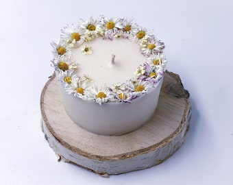 Eco soy wax candle / dried flower candle / botanical candle / home decor / handmade candle