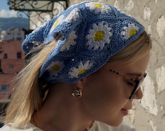 Crochet Daisy Bandana, Floral Crochet Headscarf, Boho Hair Bandana, Summer Crochet Scarf, Handmade Cotton Bandana, Festival Headband