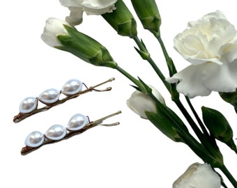 White Baroque Pearls | 3 faux pearl, pearl accessories, hair accessories, hair pins, bridesmaids, wedding, pearl hair pins