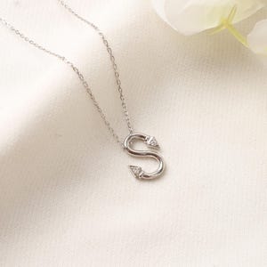 Collar con la letra Spike, plata de ley 925, collares con la inicial Spike S, collar personalizado con la letra S, el mejor regalo para la esposa, plata elegante