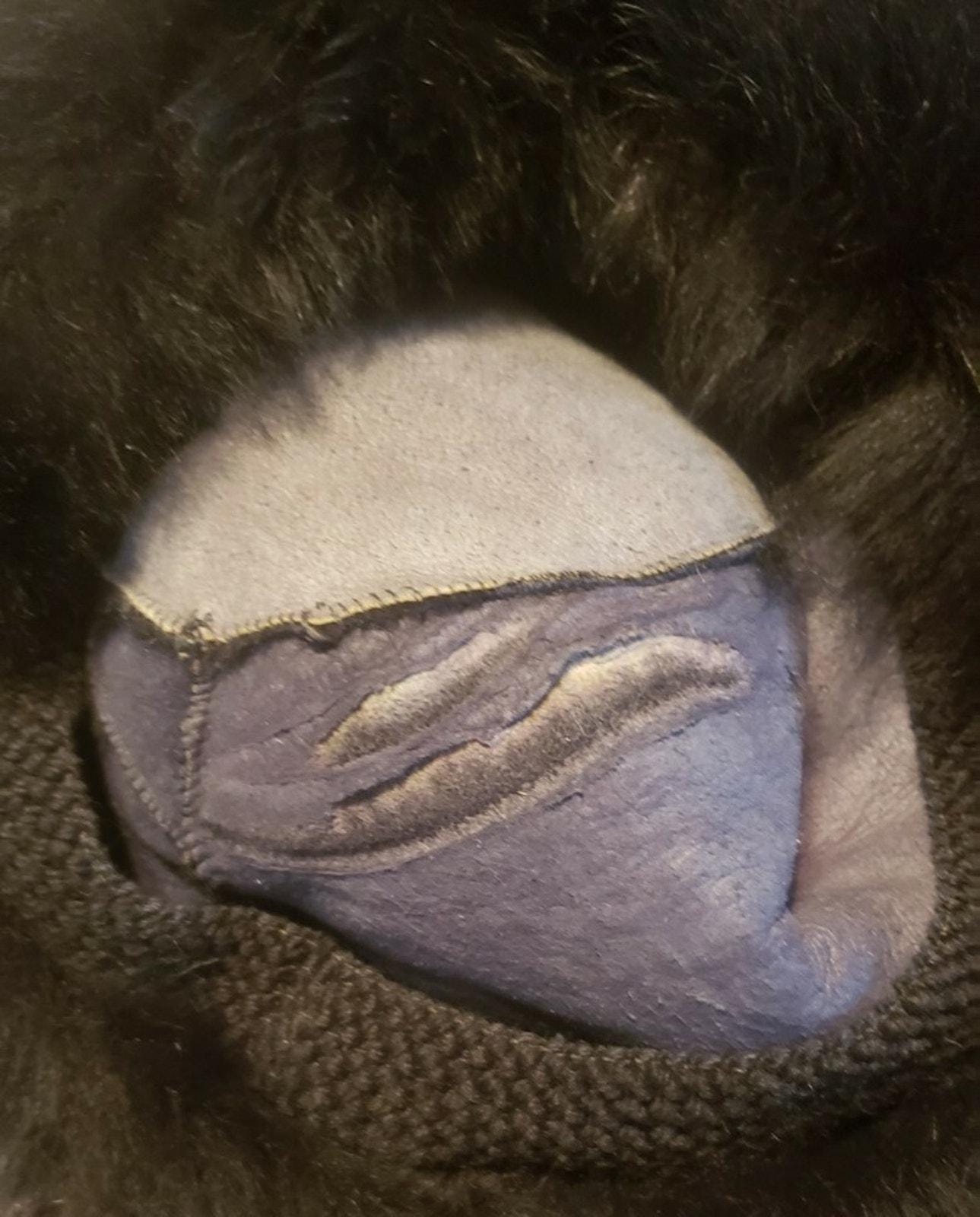 Vintage Black Russian Style Hat by Fifth Avenue Arnold  display picture 1
