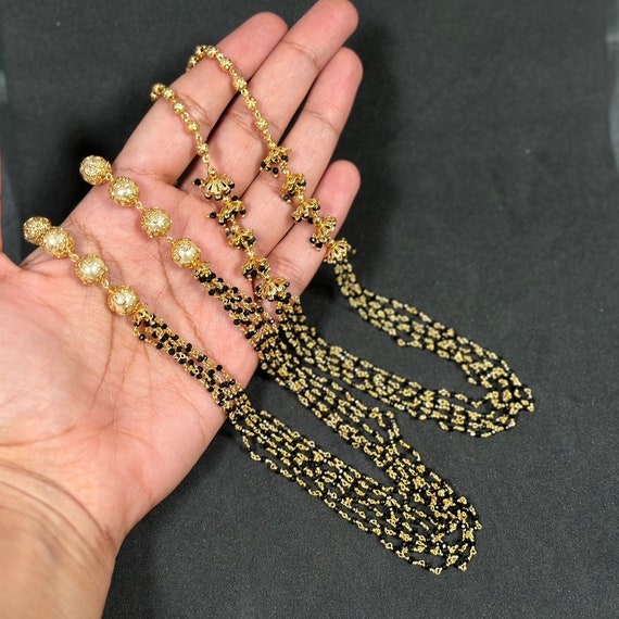 Bangle – Single Line 3+1 Black Bead (Karimani) Gold Ball Dambe | Gujjadi  Swarna Jewellers