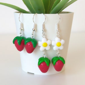 Strawberry earrings / Small berries + blossom flower, handmade dangles polymer clay, lesbian cottagecore vibes, cute gifts for her