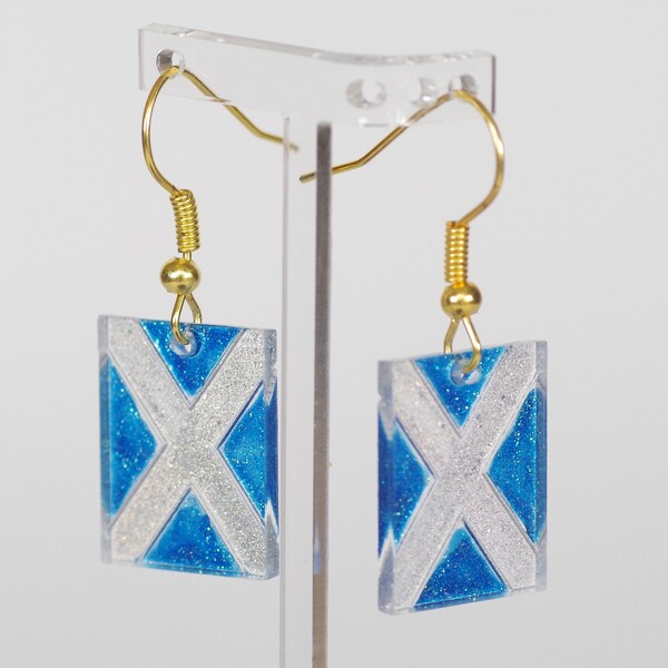 Funkelnde Schottland / Alba Flagge Ohrringe. Diese Acryl-Ohrringe sind das ideale Geschenk für jeden schottischen Fan