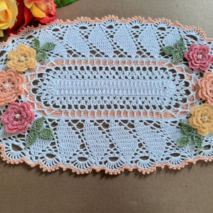 MADE TO ORDER, Handmade Crocheted Peach Oval Doily with Pink, Peach and Yellow Roses, 18" x 11"