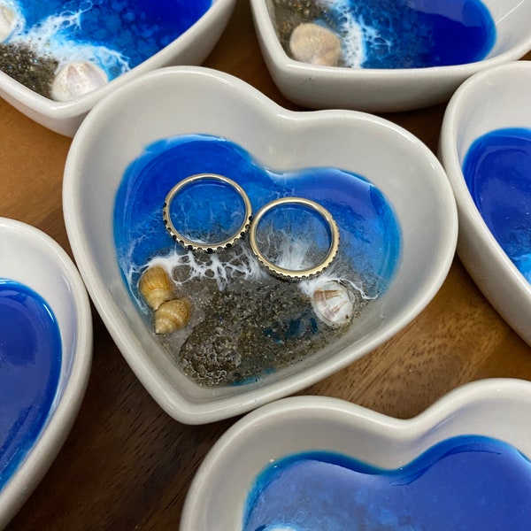 1 Ocean inspired Ring dish/ jewelry dish, resin holder