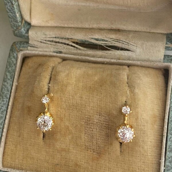 18k Solid Gold Natural Minimalist Diamond Huggy Hoop Earrings, Sold as one pair, Genuine Diamond Every Day Hinge.