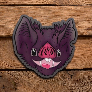 Naklejka z głową nietoperza | 2,5" x 2,5" | Ręcznie robione | Uroczy uśmiech