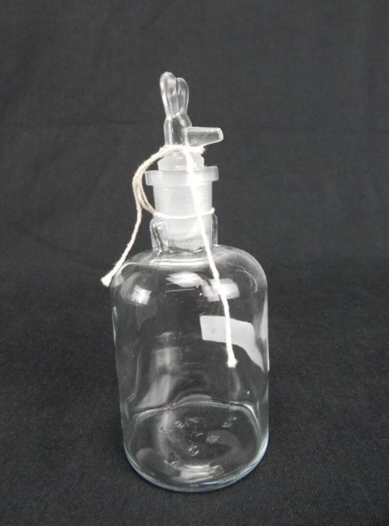 Vintage Laboratory / Apothecary Glass Bottle with Unique Heart Shaped Stopper 125 mL & 250 mL image 8