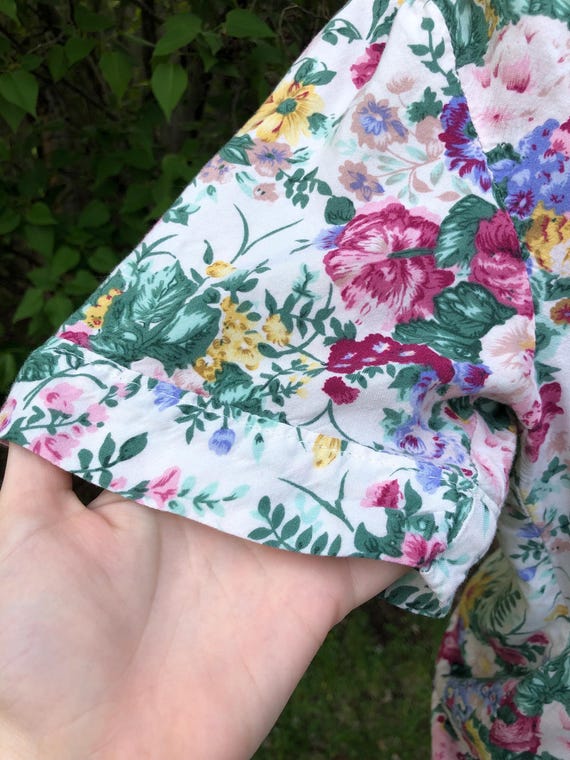Vintage handmade floral blouse with lace collar/eighties fashion/eighties aesthetic/pretty in pink/Laura Ashley View 4