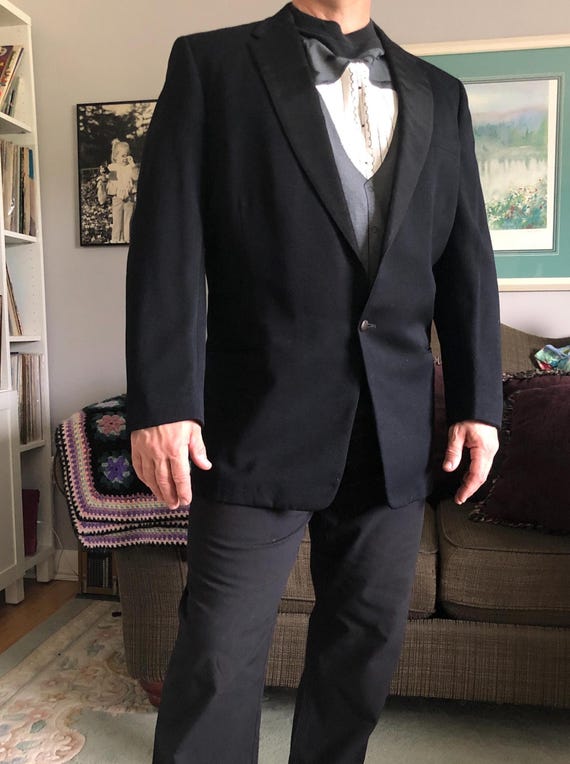 Vintage "Village Squire by Herb Jones" tuxedo jacket/Canada