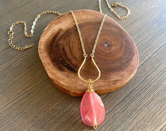 Cherry Quartz Necklace Boho Gemstone Pendant Necklace Artisan Necklace Wire Wrapped Necklace Handmade Necklace Curved Bar Chain Necklace