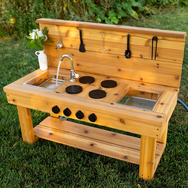 Cuisine en terre cuite simple avec dosseret | Simulation de cuisine d'extérieur avec évier fonctionnel | Enfants Montessori | Jouet en bois pour jardin | Table sensorielle