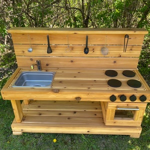 Single Sink Handmade Wooden Outdoor Play Kitchen | Working Sink and Oven | Mud Table for Toddlers | Outdoor Sensory Play | Montessori