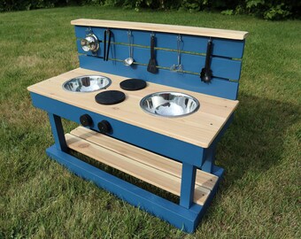Painted Cedar Handcrafted Mud Kitchen | Outdoor Play Kitchen for Toddlers and Kids | Made in Canada