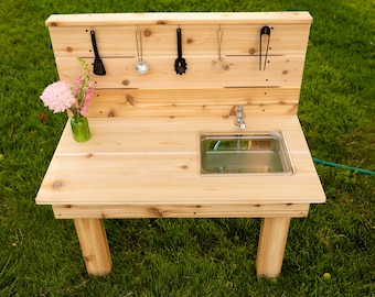 Cedar Mud Kitchen | Handmade Mud Kitchen for Kids | Sensory Table | Outdoor Pretend Kitchen Working Sink | Montessori Kids | Backyard Toy