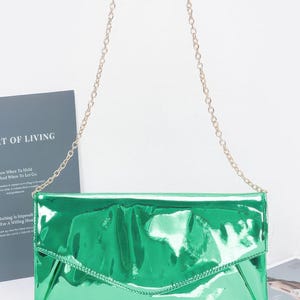 Bolso de mano con espejo para mujer, elegante bolso de noche, brillante y reflectante, diseño plegable, correa de cadena, ideal para bodas, fiestas y regalos.