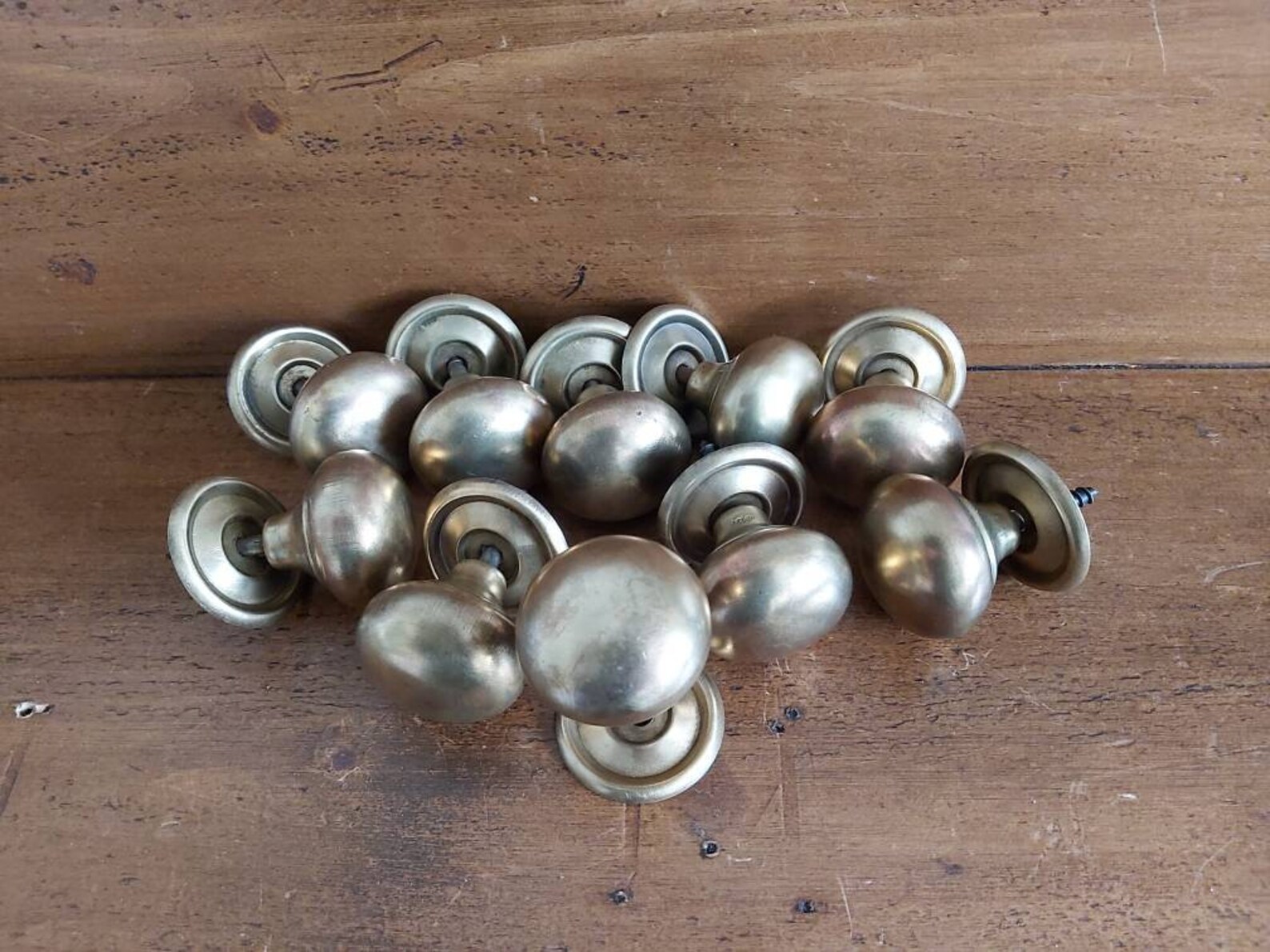 Rústico recuperado vintage 10 x perillas de latón antiguos | Etsy