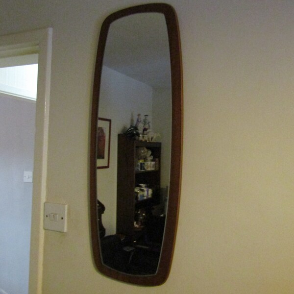 Vintage Rounded Rectangular  Wooden Wall Mirror Retro 60s 70s Approx (30.5" x 11.5" Frame)