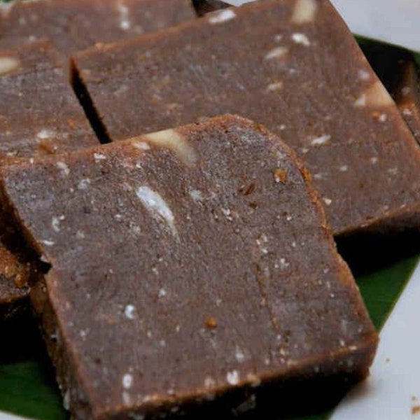 Kalu Dodol (Sri Lankan black sweet and dessert)