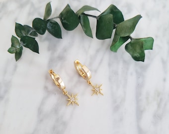 Wholesale Orecchini a Cerchio Huggie a Stella Placcati in Oro