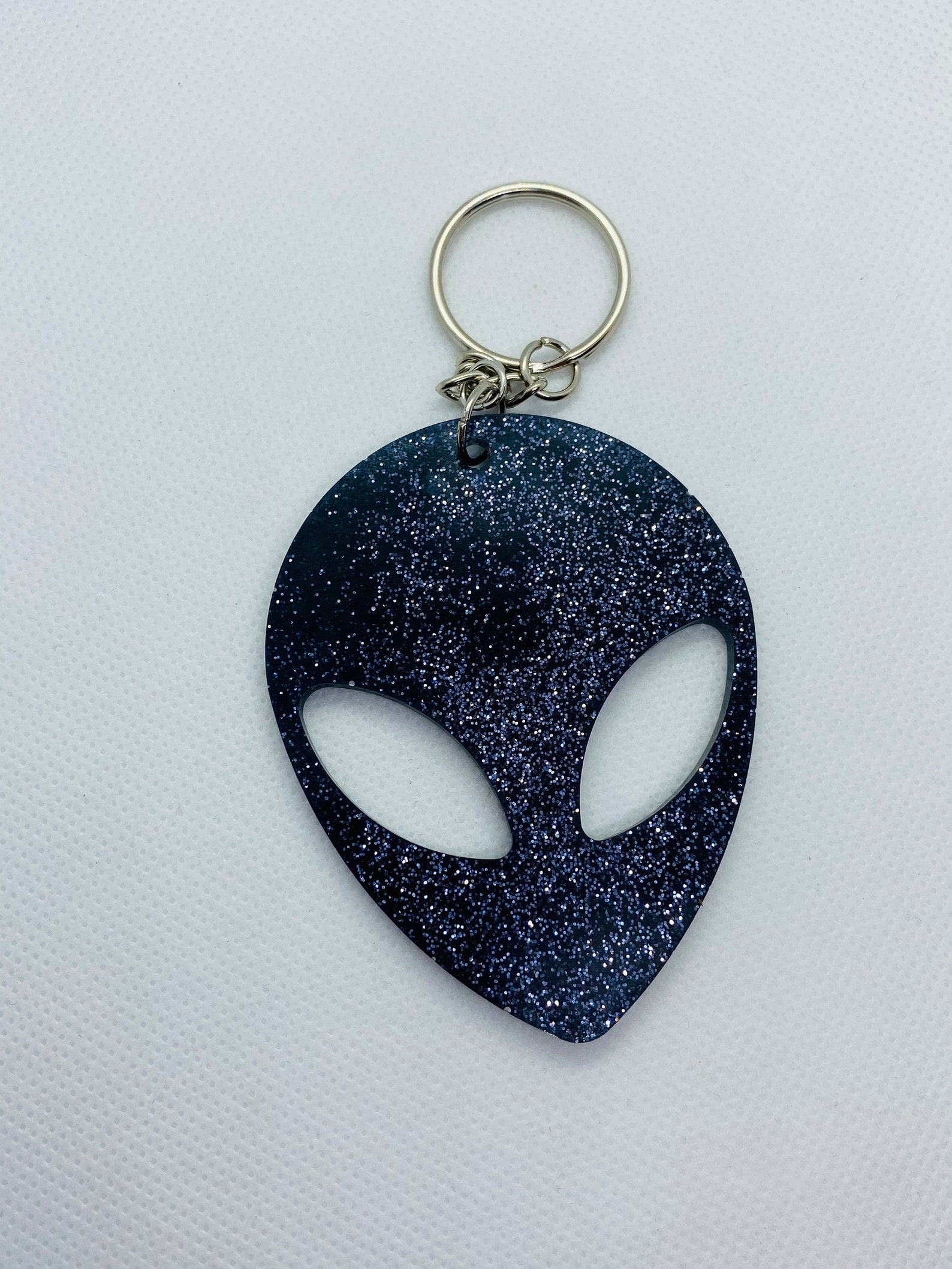 Black Glitter Alien Keychain Etsy
