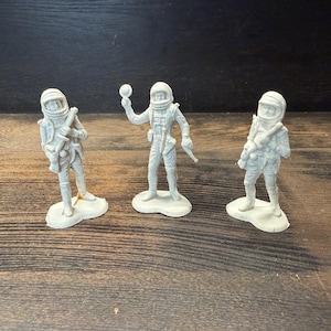 Vintage Plastic Spaceman - Etsy