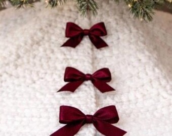 Handmade Cream Crochet Christmas Tree Skirt, Vintage Style