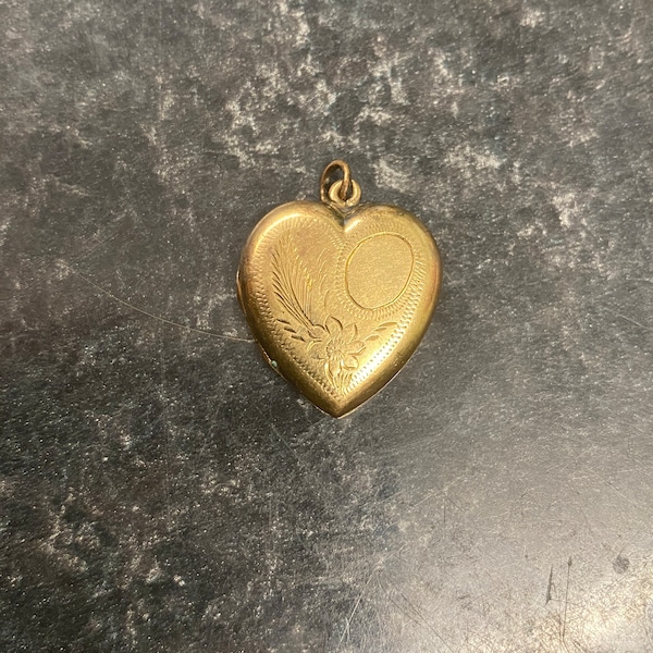 Vintage 9ct Gold Locket BK&FT