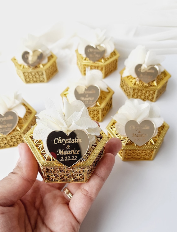 Bomboniere personalizzate personalizzate all'hennè, scatola di bomboniere,  bomboniere colorate in oro, scatola di caramelle nuziali, bomboniere dolci  16, 15 compleanno, fidanzamento -  Italia