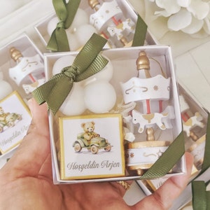 Regalos para fiestas de recién nacidos, regalos para baby shower de Carousel Concept, regalos para invitados, velas para bautizos, caja de chocolates para baby shower, dulces para bebés