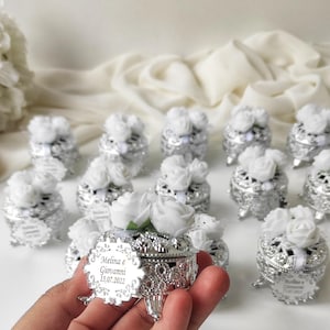 Boîte de bonbons de mariage, Cadeau de mariage en vrac personnalisé, Boîte de bonbons personnalisée en plastique argentée, Cadeaux Mis 15 Ans, Boîte de bonbons de 16 bonbons, Cadeaux