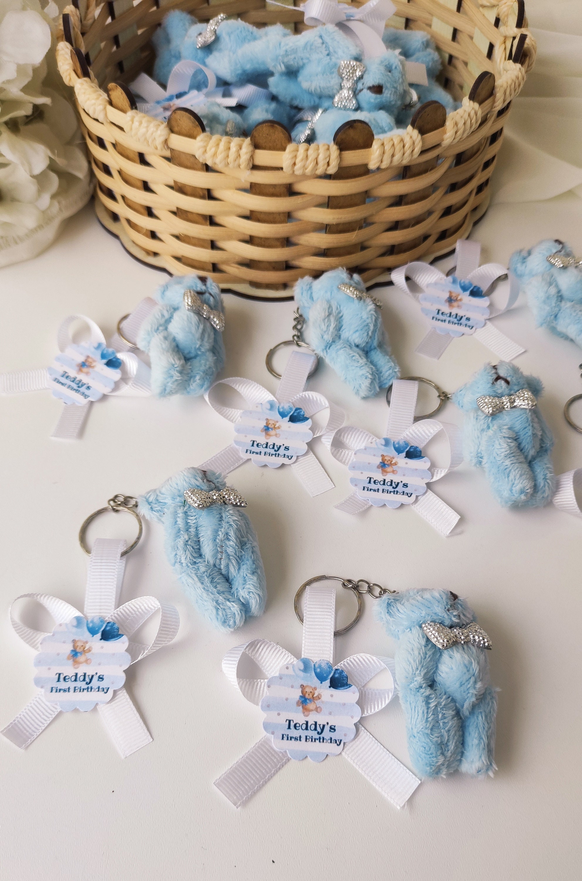 Llaveros Para Bautizo Con Osito, Pack De 15 - Grabados Con Nombre Y Fecha | Detalle Perfecto Para Invitados