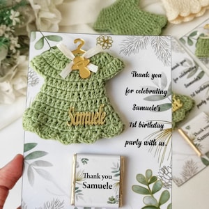 Lembrancinha personalizada para chá de bebê, lembrancinhas rústicas para festa de aniversário de bebê, mini ímã de crochê para vestido de bebê, lembrancinha para ímã de geladeira, cartão de chocolate personalizado