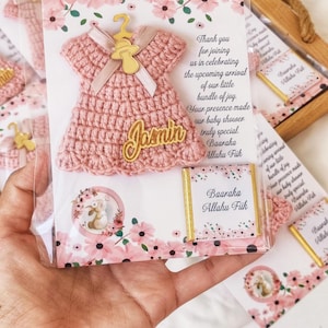 Baby Girl Baby Shower Party Magnet, Personalized Magnet, Newborn Favors, Baptism, Gender Reveal Party Favors, Miniature Crochet Dress Favors