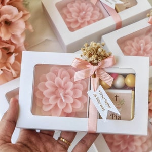 Gepersonaliseerde kaarscadeaus, communiebedankjes, doopcadeau voor meisje, kaarsgunsten, babychocoladegunsten, gunsten vrijgezellenfeest, huwelijkscadeau