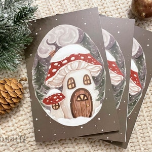 Cottagecore Pilz Weihnachtskarte | 4er Set Weihnachtskarten | Gemütliche illustrierte Grußkarten | Festliche Goblinkernpilz Karte