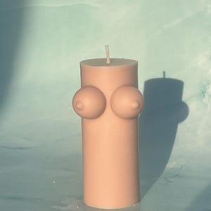 Abstracte kaars voor vrouwelijk lichaam / Prachtige lichaamskaars voor vrouwen / Esthetische kaars / Kamerdecoratie / Godinnenkaars / Kaarsen van bijenwas