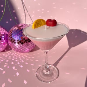 Pink Lady Martini Candle / Cocktail Candle / Pink Lady Martini Lovers / Cocktail Candles / Beautiful Candle / Martini Lovers /