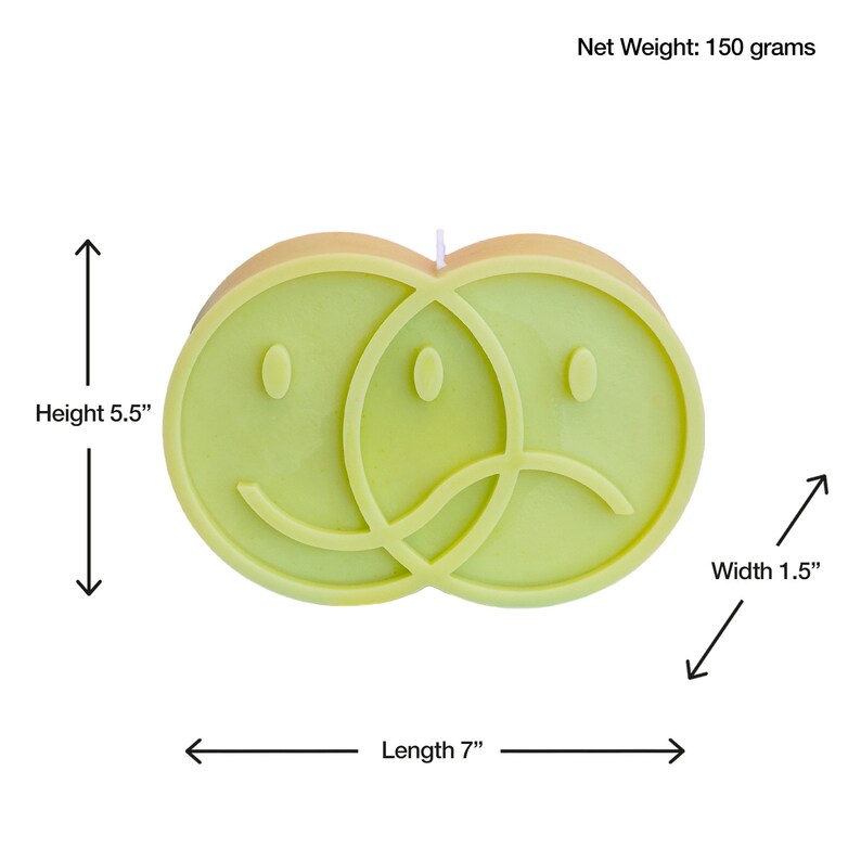 Puede incluir: Una vela verde lima con forma de dos caras sonrientes superpuestas, una feliz y otra triste. La vela mide 17,8 cm de largo, 14 cm de alto y 3,8 cm de ancho. Peso neto: 150 gramos.