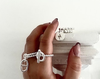 1 row pearl ring and T clasp in silver