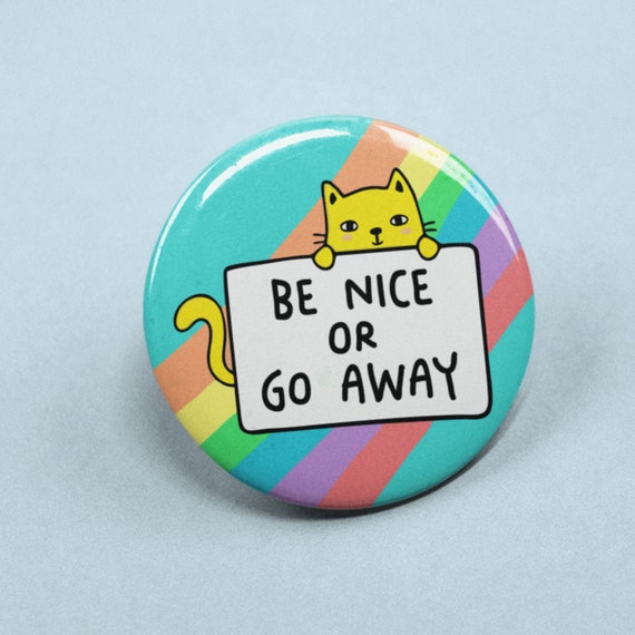 Kitűző - Go away Kitűző - Go away